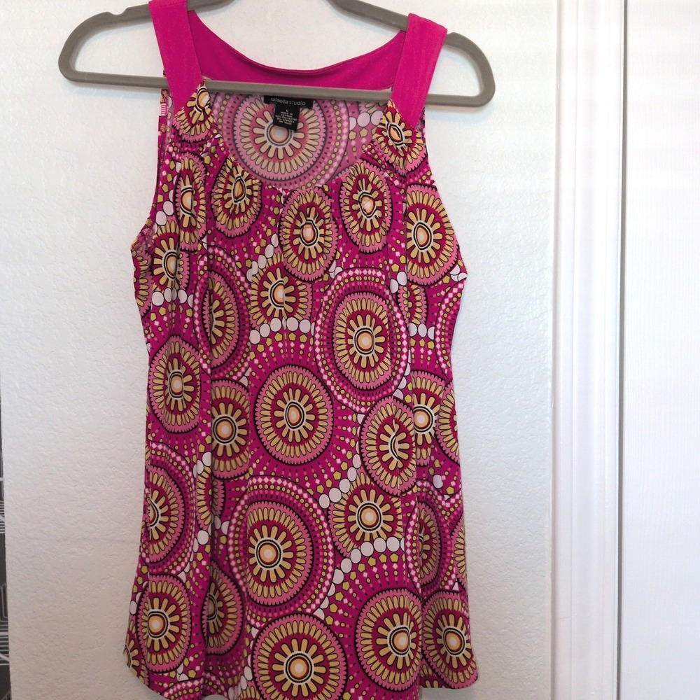 Rafaella Studio Tank Top Womens Large Pink Yellow Medallion Pleated Scoop Neck